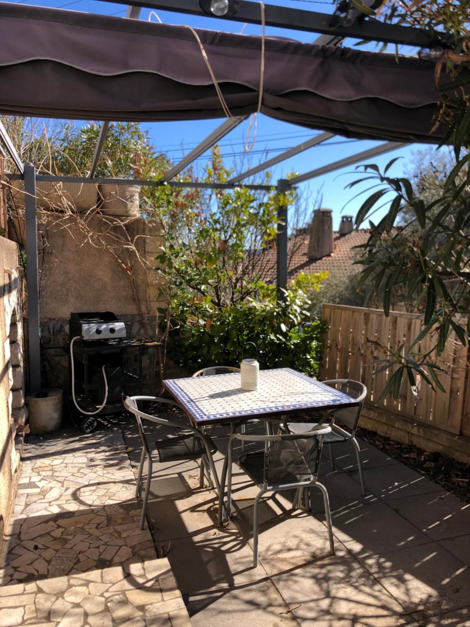 Appartement Sur La Colline Avec Acces Piscine Volx Exterior foto